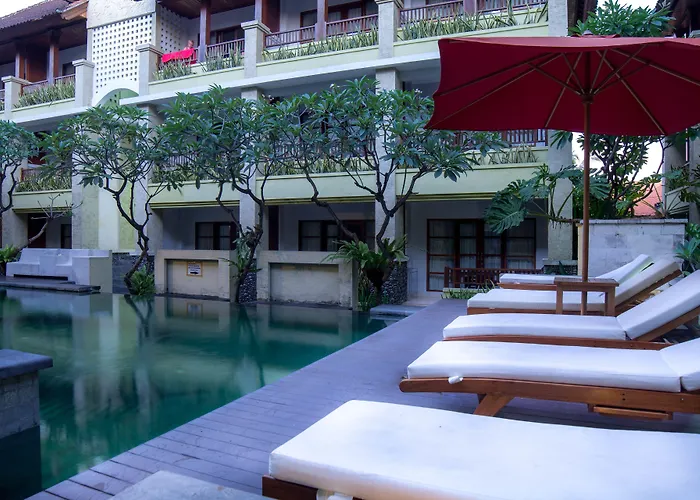 Fourteen Roses Hotel 3*