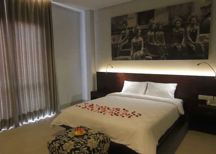 Hotel Fourteen Roses 3*