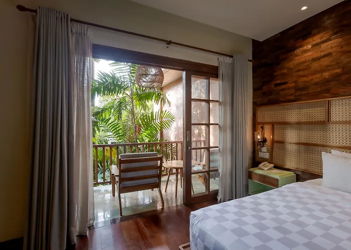 Hotel Fourteen Roses Legian (Bali)